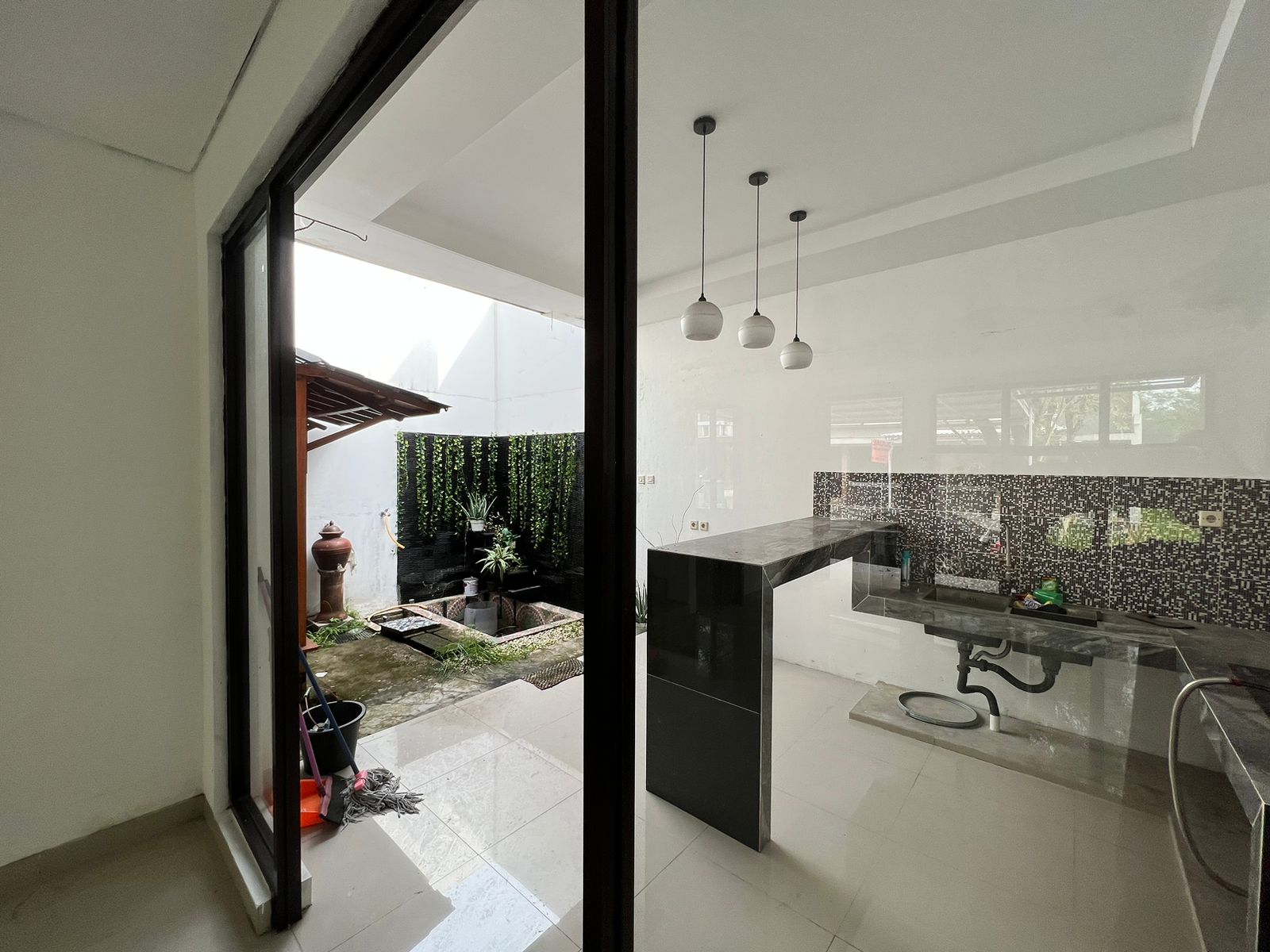Rumah Dijual di Cluster Cosmo Lippo Cikarang